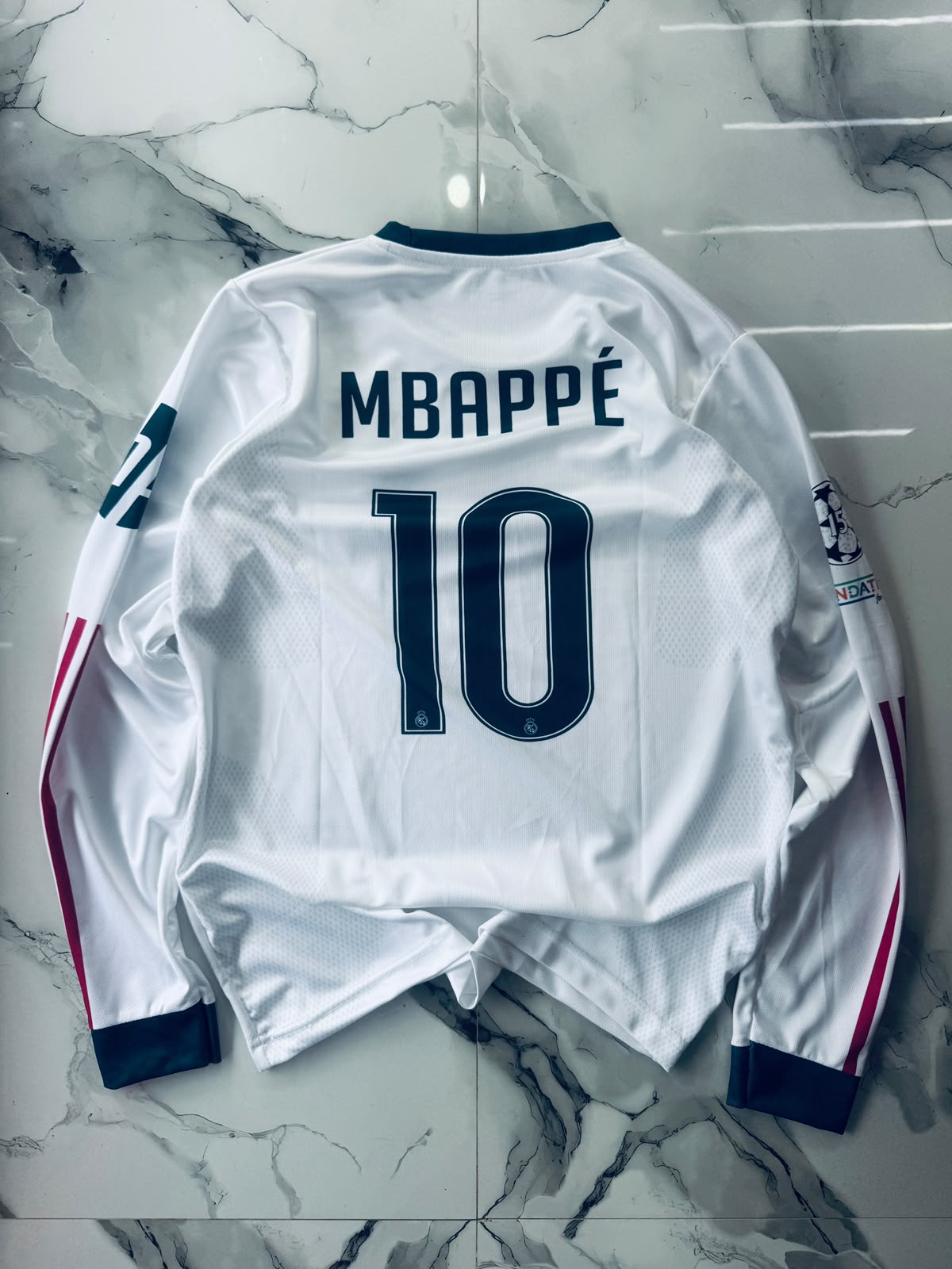 Real Madrid Mbappé #10 Long Sleeve Home Football Jersey – Premium Fan Edition (Embroidered Crest)