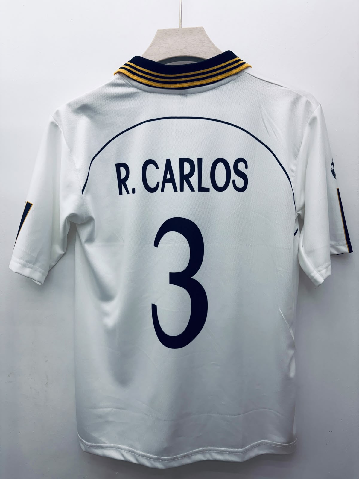 Real Madrid – Roberto Carlos #3 Oversized Collar Embroidery Jersey (1999–2000 Retro Home Kit)