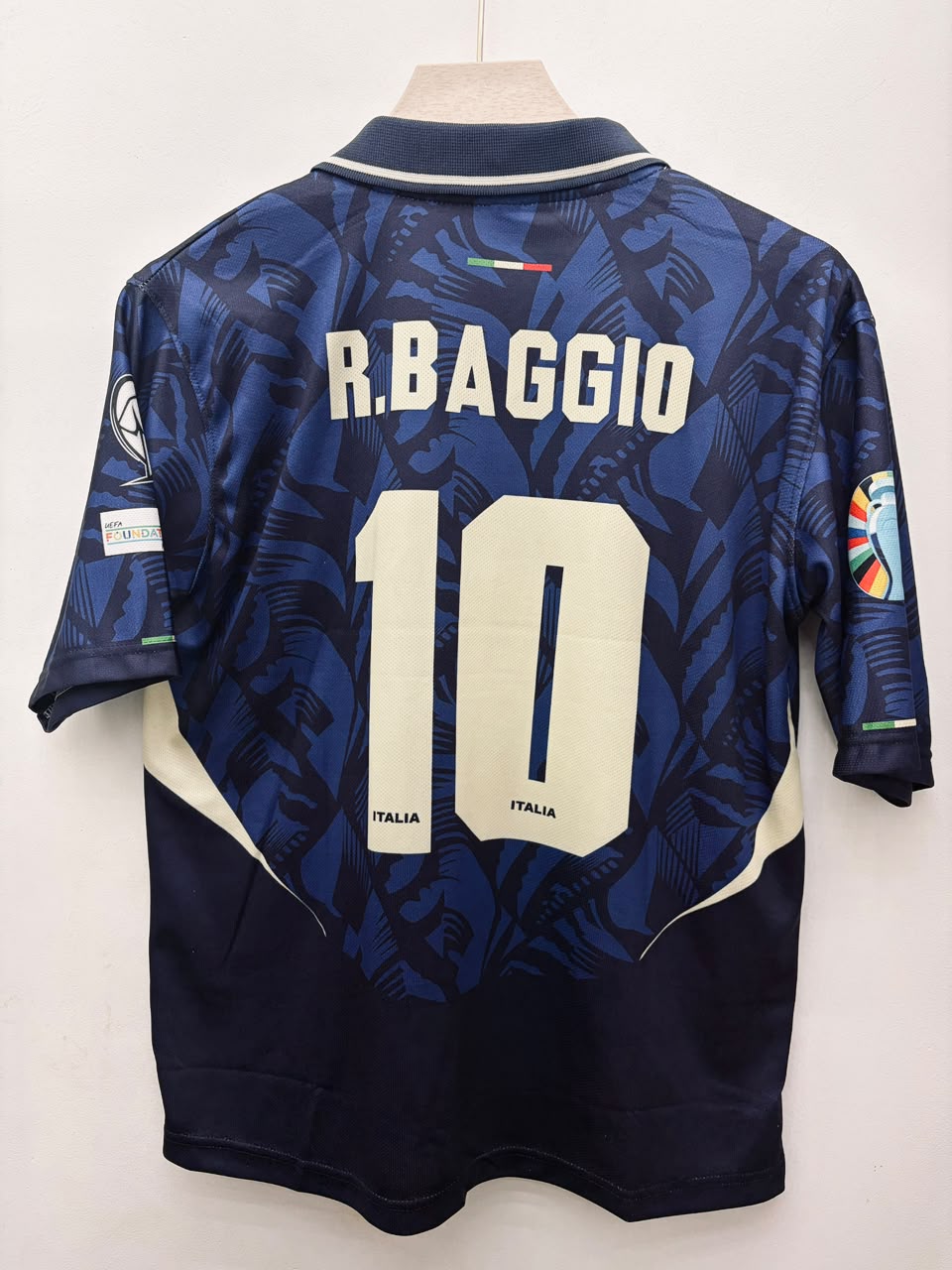 Italy National Team – Roberto Baggio #10 Oversized Collar Embroidery Jersey (Euro 2024 / Renaissance Graphic Edition)