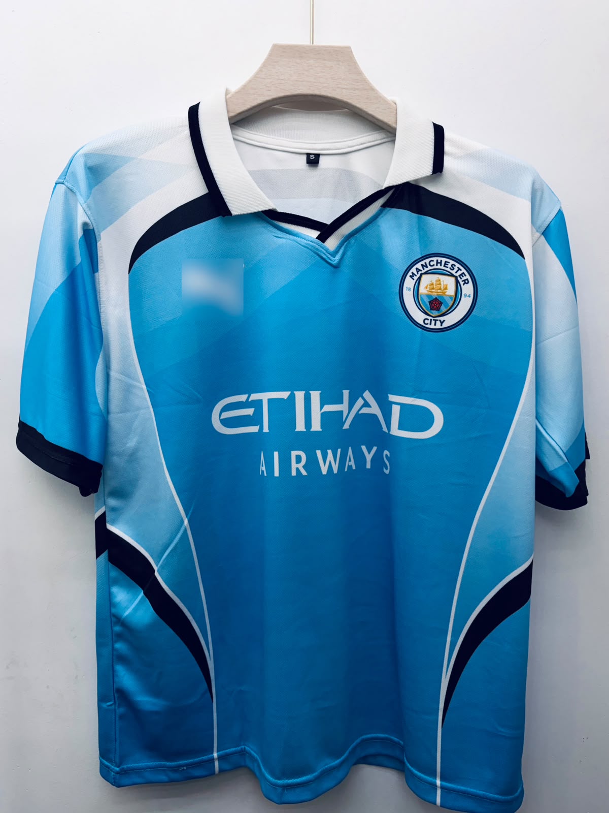 Manchester City – Erling Haaland #9 Oversized Collar Embroidery Jersey (2006–07 Retro Inspired Home Kit)